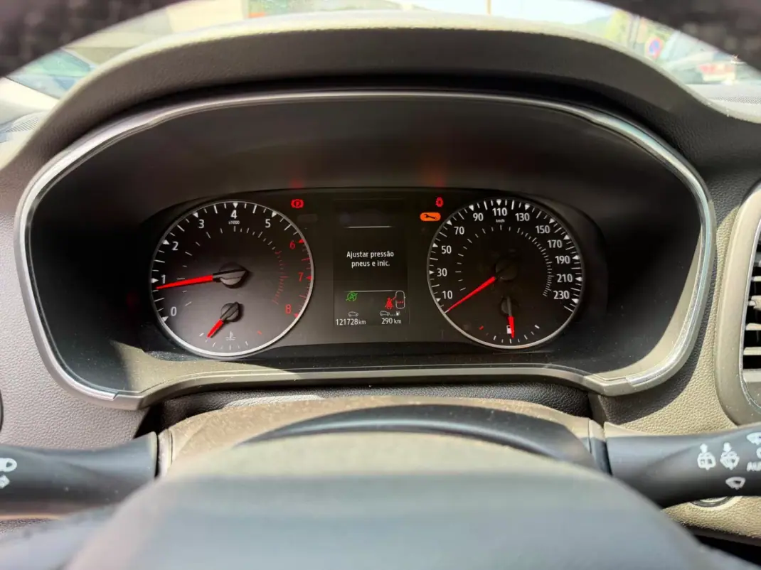 Renault Mégane 2022 - 15900 EUR, 121000 km - 121000km - foto 11 de 11
