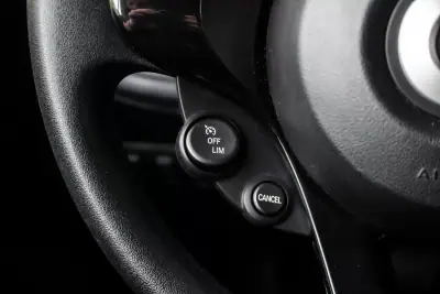 Smart ForTwo Coupé 2019 - 10900 EUR, 68296 km - AUTO.MOTO.pt - 68296km - foto 14 de 37