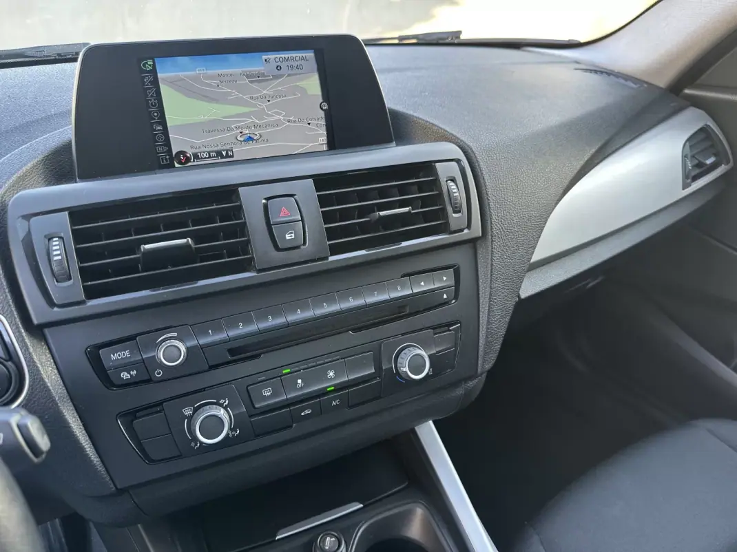 BMW 116 2015 - 15000 EUR, 230000 km - 230000km - foto 44 de 57