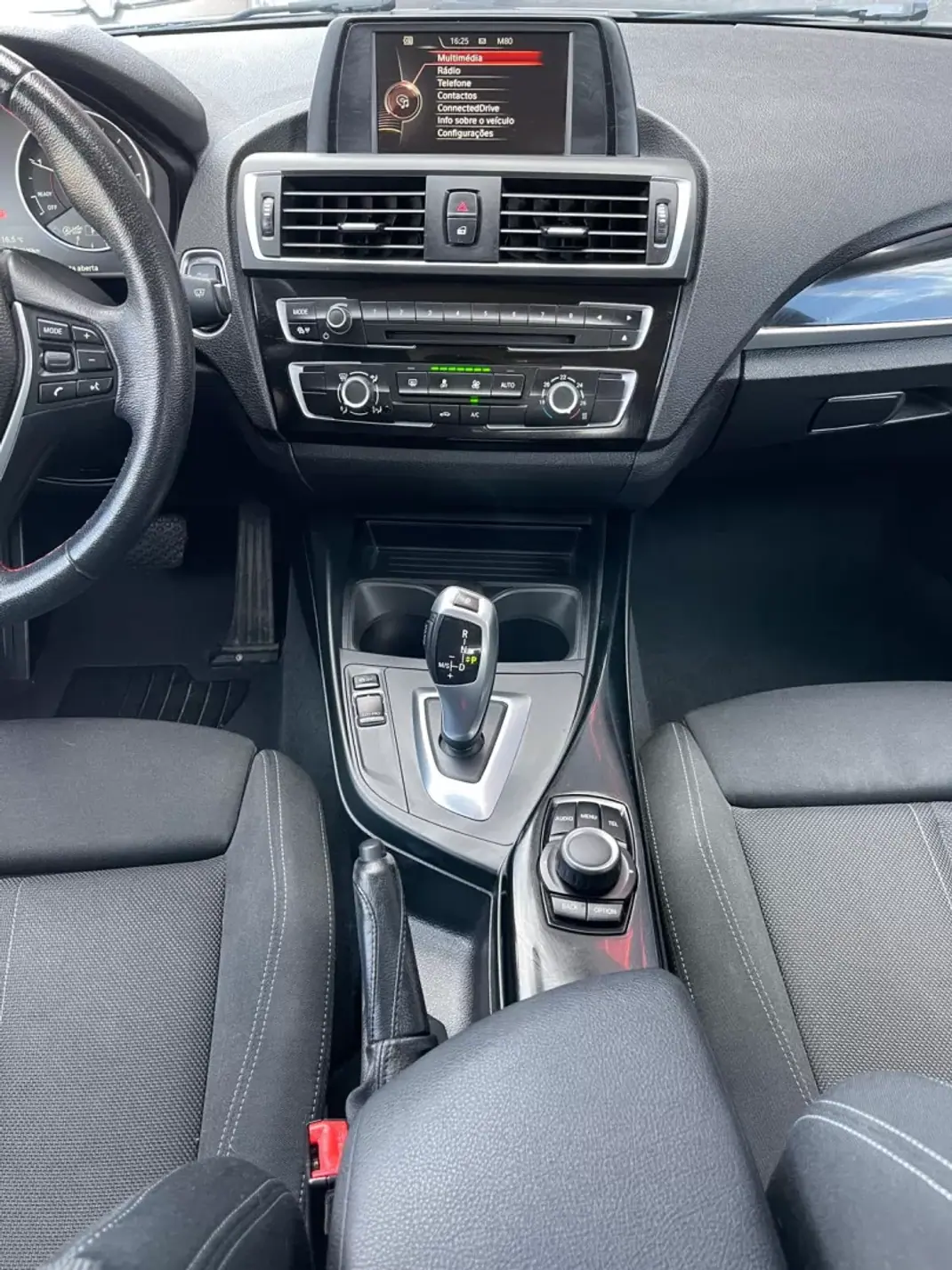 BMW 116 2017 - 15900 EUR, 153200 km - AUTO.MOTO.pt - 153200km - foto 9 de 14