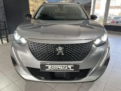 Peugeot e-2008 2022 - 21600 EUR, 30171 km - AUTO.MOTO.pt - 30171km - foto 5 de 24