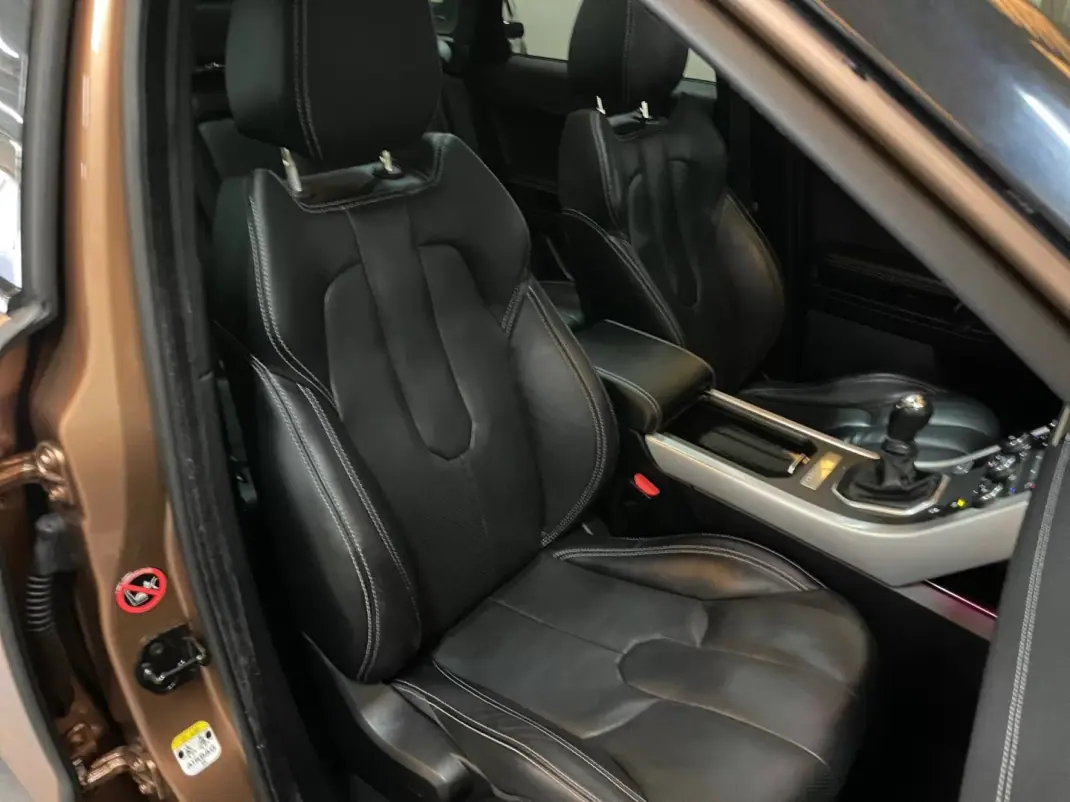 Land Rover Range Rover Evoque 2014 - 18950 EUR, 191852 km - 191852km - foto 17 de 20