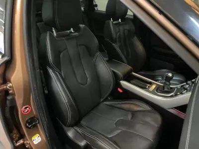 Land Rover Range Rover Evoque 2014 - 18950 EUR, 191852 km - AUTO.MOTO.pt - 191852km - foto 17 de 20