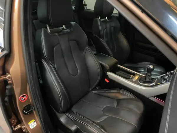 Land Rover Range Rover Evoque 2014 - 18950 EUR, 191852 km - AUTO.MOTO.pt - 191852km - foto 17 de 20