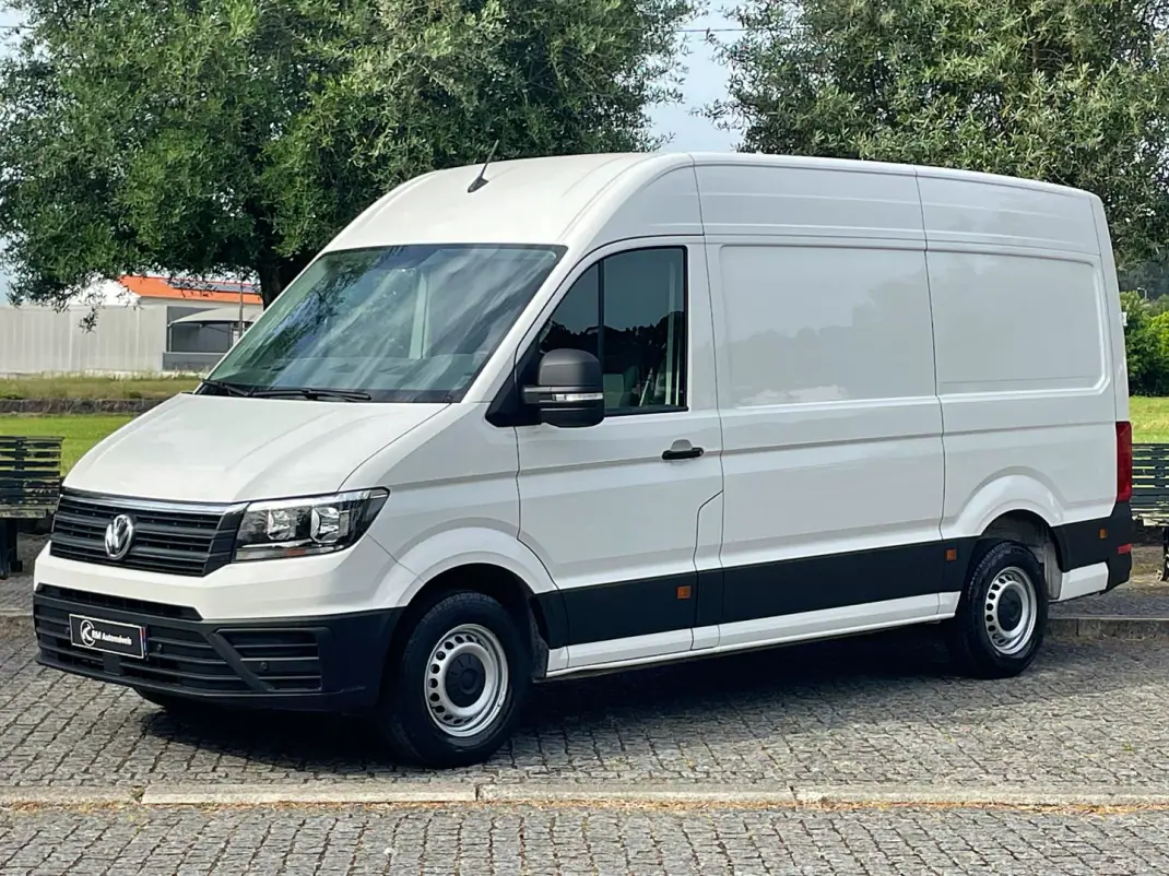 VW Crafter 2.0 TDI L3H3 IVA Dedutível 2022 - 26450 EUR, 128000 km - AUTO.MOTO.pt - 128000km - foto 11 de 33