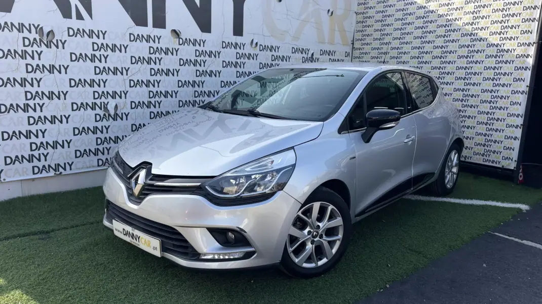 Renault Clio 2019 - 11900 EUR, 100000 km - AUTO.MOTO.pt - 100000km - foto 1 de 7