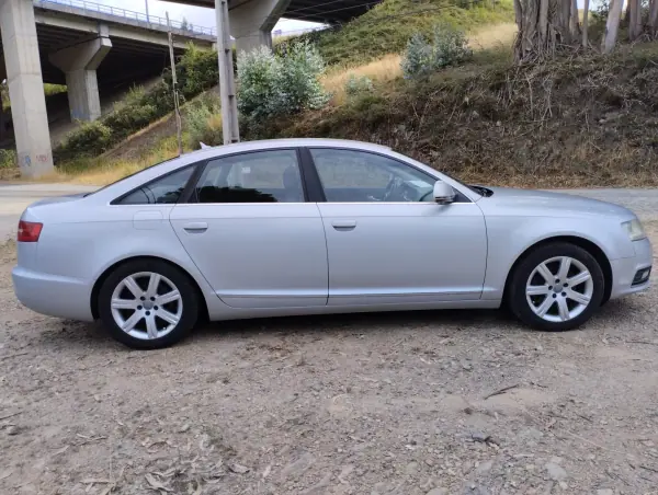 Audi A6 2010 - 10700 EUR, 220000 km - AUTO.MOTO.pt - 220000km - foto 8 de 29