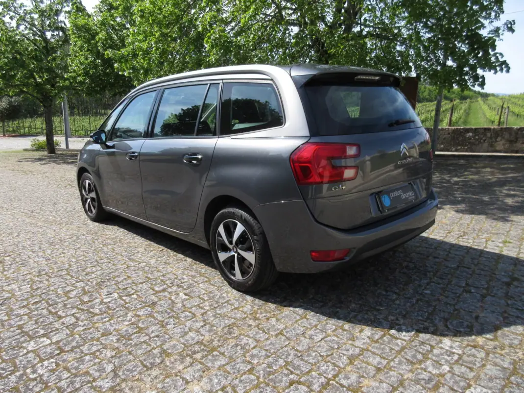 Citroën C4 Grand Picasso 2014 - 11490 EUR, 185000 km - AUTO.MOTO.pt - 185000km - foto 7 de 60
