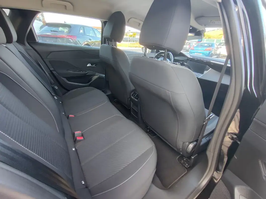 Peugeot 308 SW 2022 - 16990 EUR, 190000 km - AUTO.MOTO.pt - 190000km - foto 14 de 17