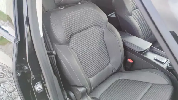 Renault Scénic 2017 - 12590 EUR, 176302 km - 176302km - foto 15 de 22