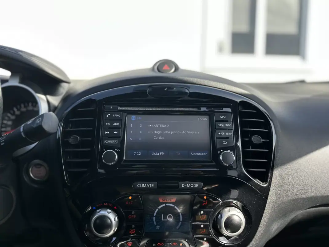 Nissan Juke 2017 - 12990 EUR, 84000 km - 84000km - foto 28 de 41