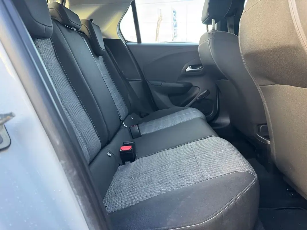 Opel Corsa 2021 - 12900 EUR, 114027 km - AUTO.MOTO.pt - 114027km - foto 21 de 22