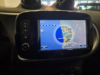 Smart ForTwo Coupé 2018 - 11280 EUR, 51580 km - 51580km - foto 19 de 29