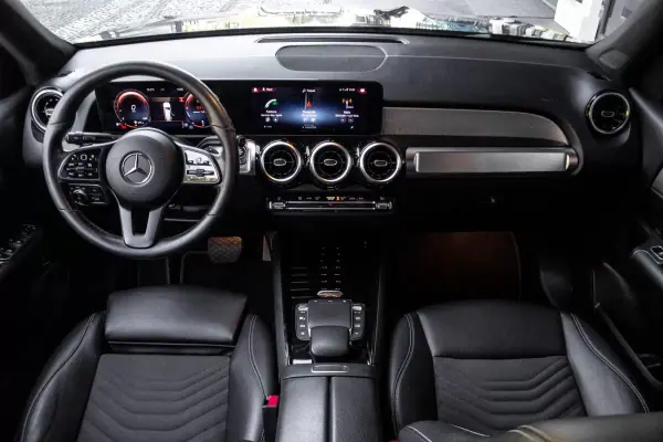 Mercedes-Benz GLB 180 2021 - 32790 EUR, 161385 km - AUTO.MOTO.pt - 161385km - foto 35 de 45