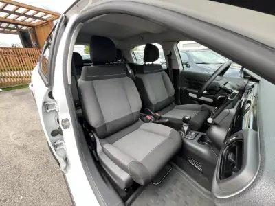 Citroën C3 2019 - 8750 EUR, 123000 km - AUTO.MOTO.pt - 123000km - foto 29 de 48