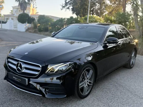 Mercedes-Benz E 220 2017 - 28999 EUR, 60000 km - AUTO.MOTO.pt - 60000km - foto 9 de 24