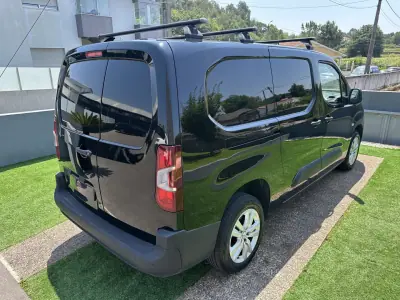 Citroën Berlingo 1.5 Hdi 2020 - 12900 EUR, 120000 km - AUTO.MOTO.pt - 120000km - foto 12 de 53