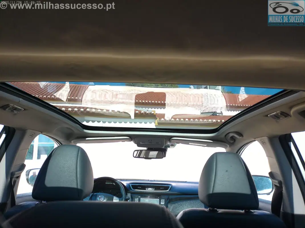 Nissan Qashqai 2015 - 12850 EUR, 212000 km - 212000km - foto 19 de 31