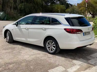 Opel Astra Sports Tourer 2020 - 17500 EUR, 134000 km - AUTO.MOTO.pt - 134000km - foto 3 de 30