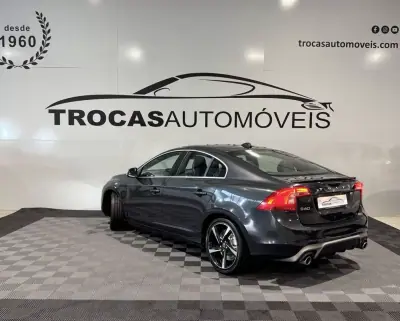 Volvo S60 2016 - 14900 EUR, 205158 km - AUTO.MOTO.pt - 205158km - foto 26 de 30