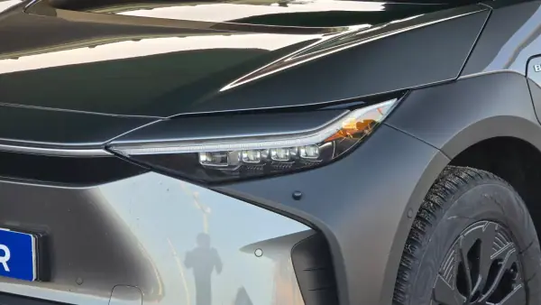 Toyota bZ4X 71,4 kWh Premium 2023 Elétrico