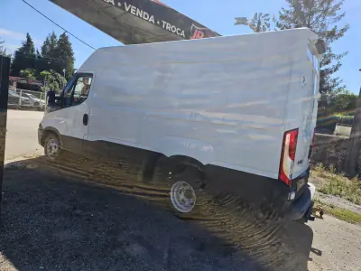 Iveco Daily 2017 - 15999 EUR, 242000 km - foto 4 de 13