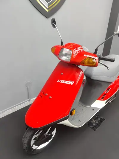 Honda 1990 - 1250 EUR, 5500 km - AUTO.MOTO.pt - 5500km - foto 11 de 15