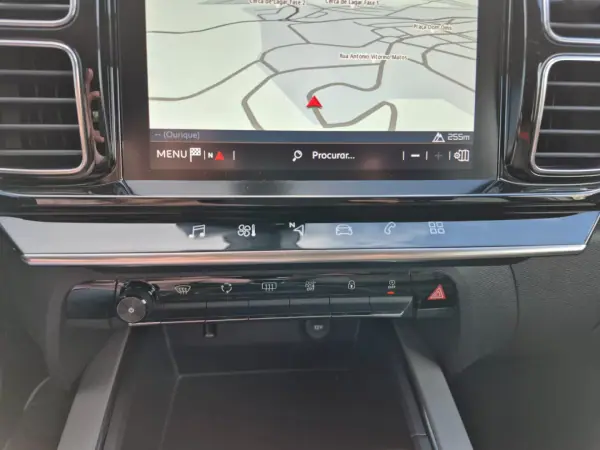 Citroën C5 Aircross 2019 - 20900 EUR, 75272 km - AUTO.MOTO.pt - 75272km - foto 14 de 23