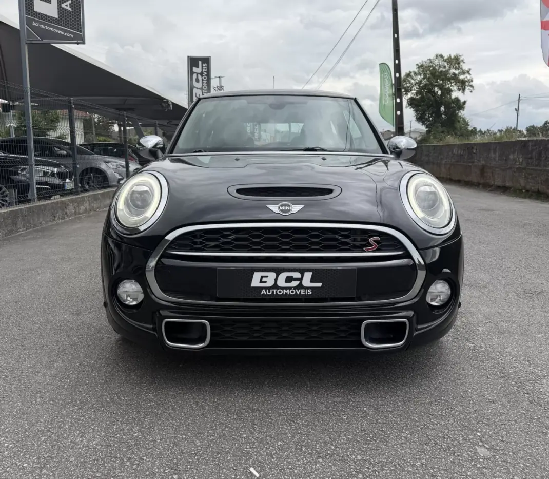 MINI 3 Portas 2016 - 17990 EUR, 130000 km - AUTO.MOTO.pt - 130000km - foto 2 de 30