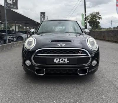 MINI 3 Portas 2016 - 17990 EUR, 130000 km - AUTO.MOTO.pt - 130000km - foto 2 de 30
