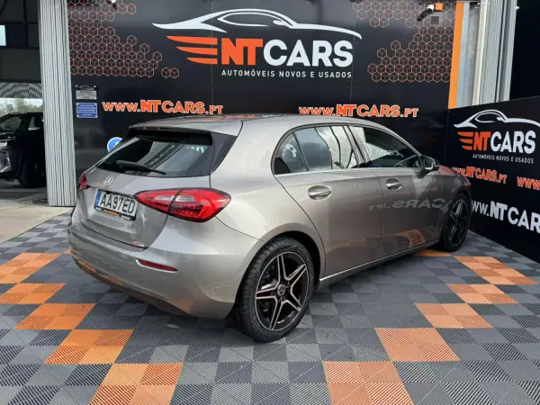 Mercedes-Benz A 180 2020 - 23900 EUR, 96785 km - AUTO.MOTO.pt - 96785km - foto 2 de 15