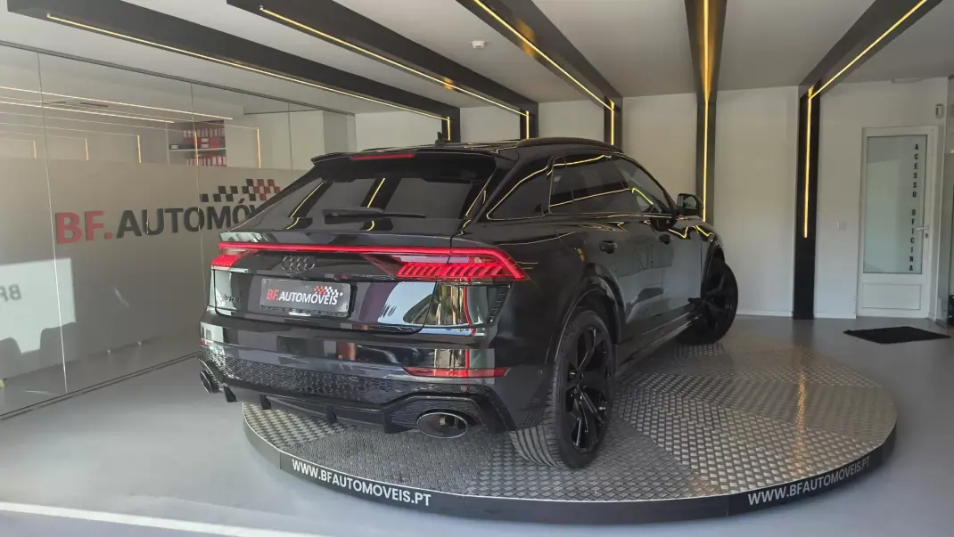 Audi RS Q8 2023 - 159500 EUR, 34813 km - 34813km - foto 18 de 68