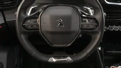 Peugeot 2008 2021 - 15900 EUR, 129000 km - 129000km - foto 23 de 37