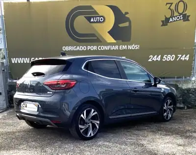 Renault Clio 2020 - 17400 EUR, 98175 km - AUTO.MOTO.pt - 98175km - foto 4 de 10