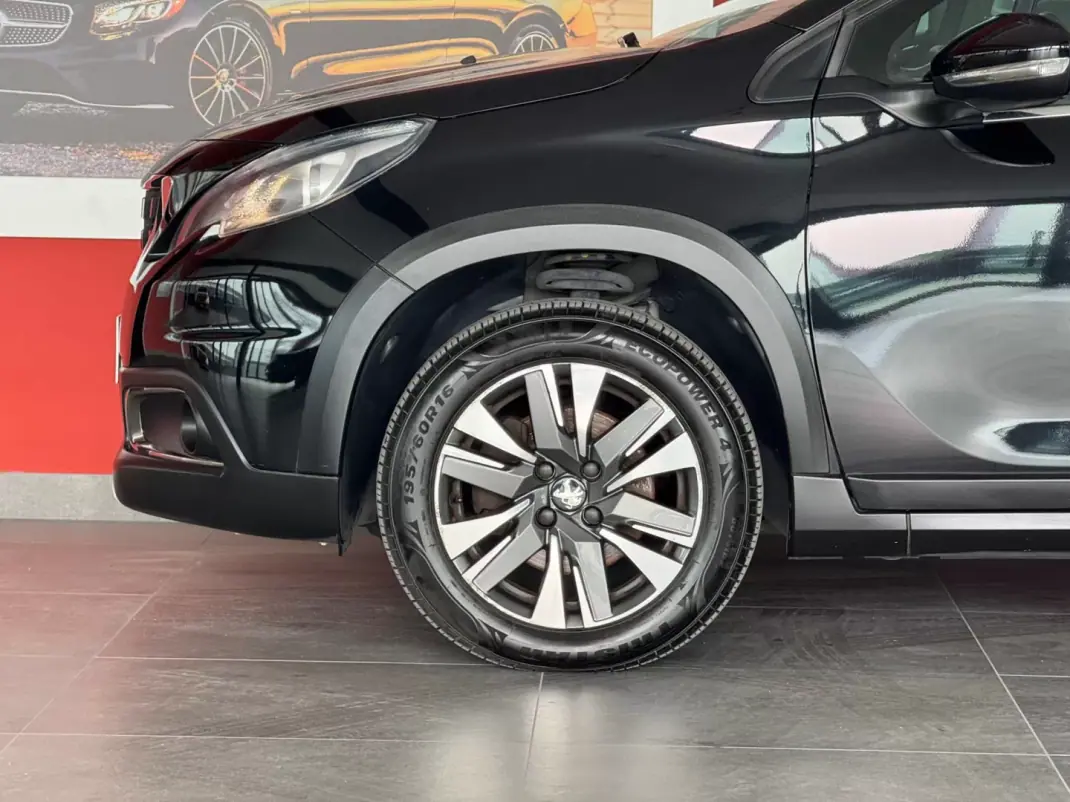 Peugeot 2008 2018 - 14990 EUR, 60029 km - AUTO.MOTO.pt - 60029km - foto 7 de 21