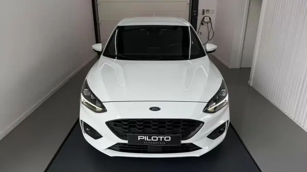 Ford Focus 2020 - 13990 EUR, 171057 km - AUTO.MOTO.pt - 171057km - foto 3 de 30