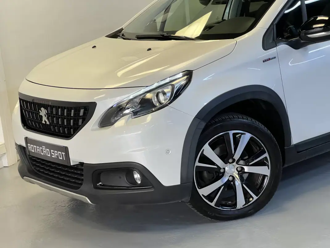Peugeot 2008 2017 - 10990 EUR, 102000 km - AUTO.MOTO.pt - 102000km - foto 12 de 40