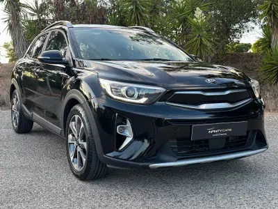 Kia Stonic 2021 — foto 3 de 16