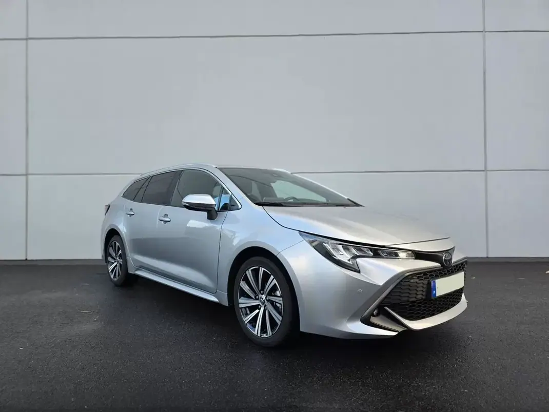 Toyota Corolla Touring Sports 2022 - 21990 EUR, 70000 km - AUTO.MOTO.pt - 70000km - foto 10 de 28