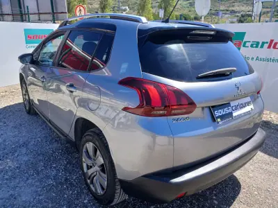 Peugeot 2008 2016 - 8250 EUR, 93942 km - 93942km - foto 13 de 25