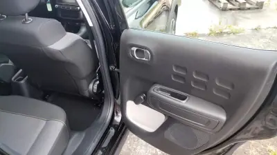 Citroën C3 2021 - 11950 EUR, 50000 km - AUTO.MOTO.pt - 50000km - foto 18 de 31