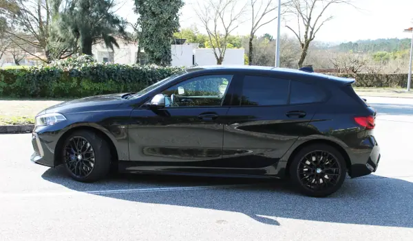 BMW 135 2020 - 39000 EUR, 75000 km - AUTO.MOTO.pt - 75000km - foto 12 de 37