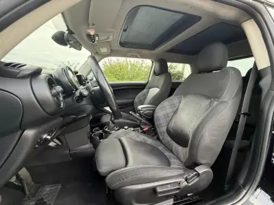 MINI Cooper 2017 - 14999 EUR, 131500 km - AUTO.MOTO.pt - 131500km - foto 14 de 30