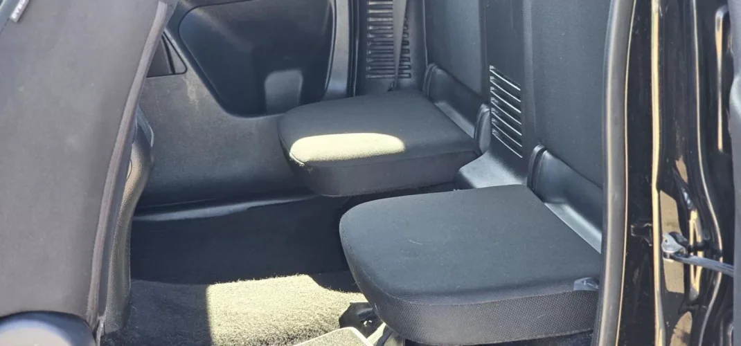 Nissan Navara 2020 - 27400 EUR, 190102 km - AUTO.MOTO.pt - 190102km - foto 9 de 12