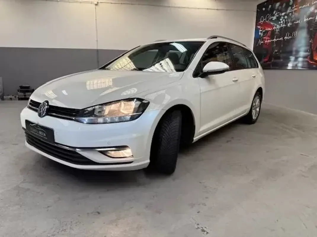 Volkswagen Golf Variant 2018 - 8999 EUR, 290000 km - AUTO.MOTO.pt - 290000km - foto 2 de 9