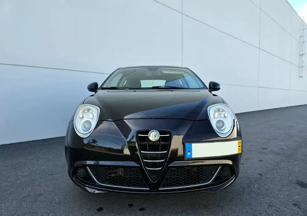 Alfa Romeo MiTo 2009 - 3750 EUR, 98428 km - AUTO.MOTO.pt - 98428km - foto 4 de 21