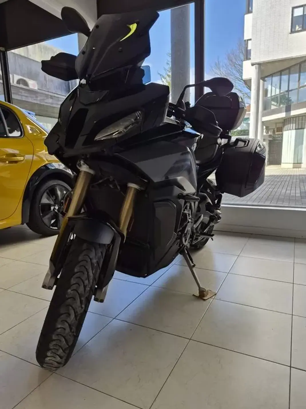 BMW C 400 GT 2022 - 16950 EUR, 14000 km - AUTO.MOTO.pt - 14000km - foto 12 de 20