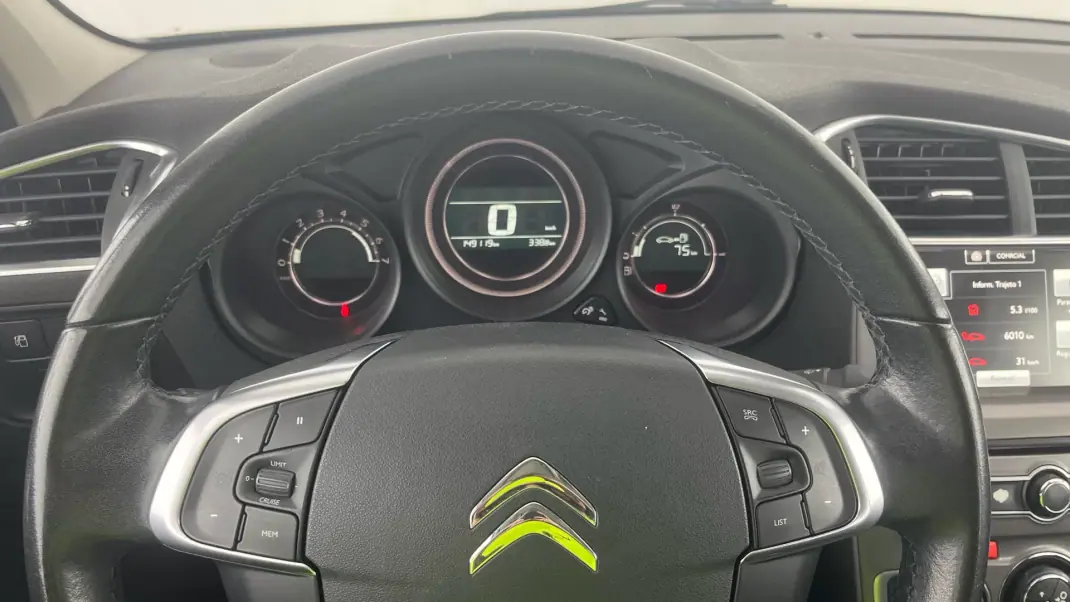 Citroën C4 2017 - 9999 EUR, 149121 km - AUTO.MOTO.pt - 149121km - foto 9 de 14