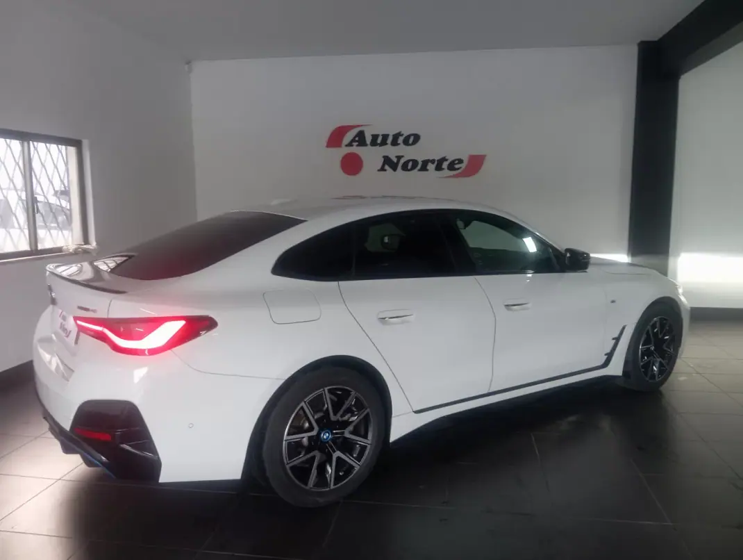 BMW i4 2023 - 39500 EUR, 33000 km - AUTO.MOTO.pt - 33000km - foto 7 de 29
