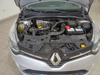 Renault Clio 2017 - 12190 EUR, 82674 km - AUTO.MOTO.pt - 82674km - foto 11 de 12